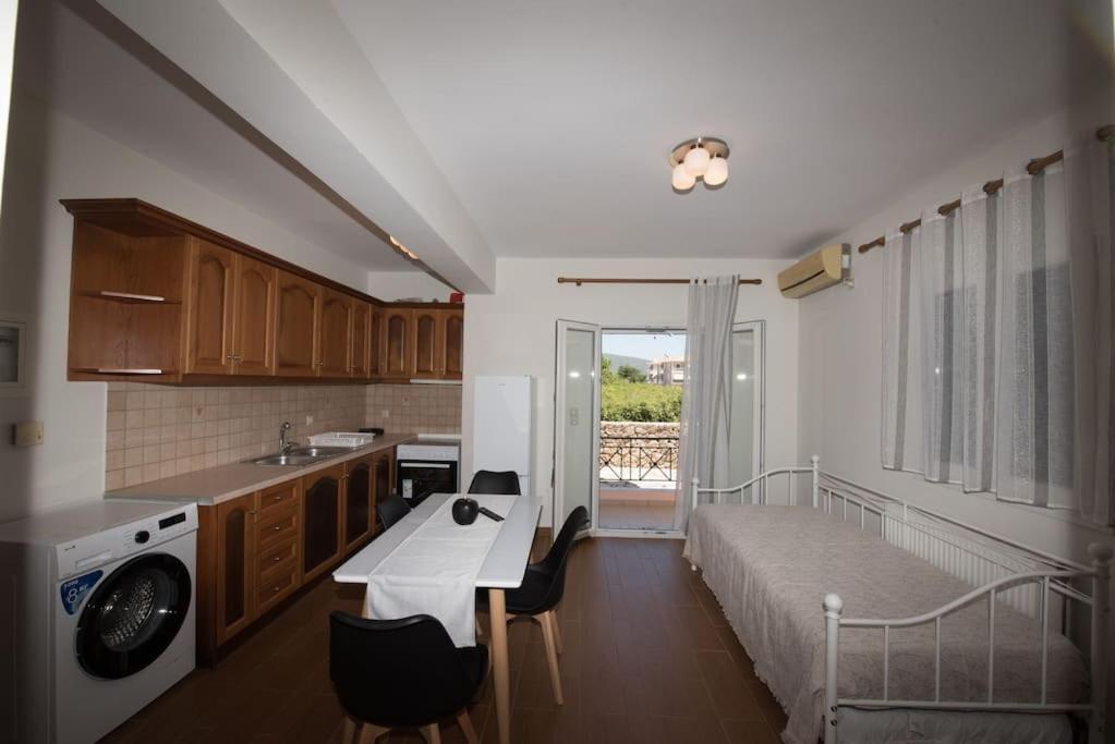 Anna Maria Apartment Lefkada City Exterior photo